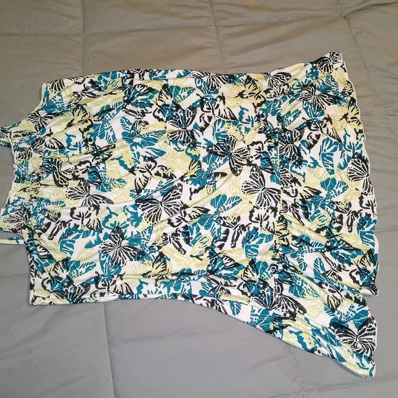 Butterfly Print Mini Dress - Picture 2 of 4